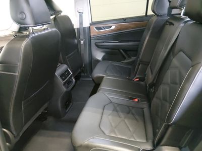 2025 Volkswagen Atlas - Photo 16