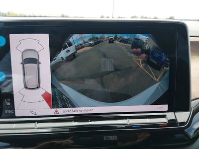 2025 Volkswagen Atlas - Photo 23