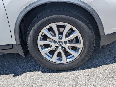 2020 Nissan Rogue — photo 10 view