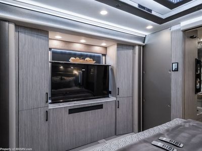 2027 Foretravel Realm Presidential Luxury Villa Bunk (LVB) W/ Spa - Photo 64