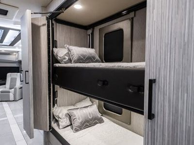 2027 Foretravel Realm Presidential Luxury Villa Bunk (LVB) W/ Spa - Photo 40