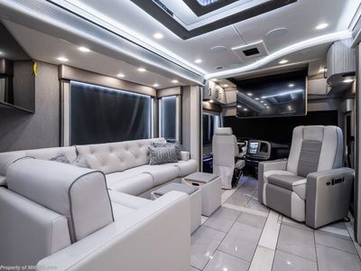 2027 Foretravel Realm Presidential Luxury Villa Bunk (LVB) W/ Spa - Photo 11
