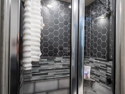 2027 Foretravel Realm Presidential Luxury Villa Bunk (LVB) W/ Spa - Photo 53