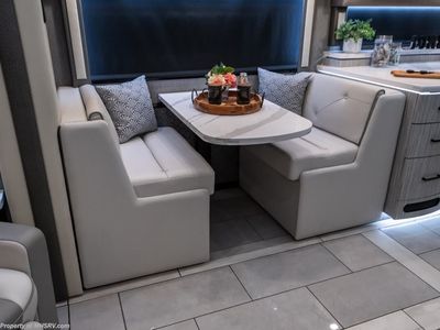 2027 Foretravel Realm Presidential Luxury Villa Bunk (LVB) W/ Spa - Photo 22