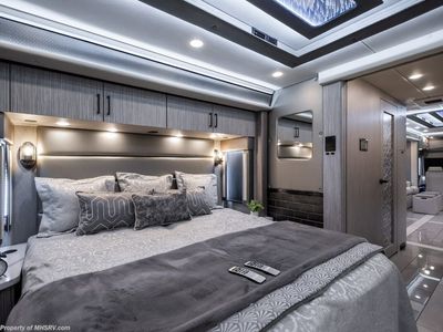 2027 Foretravel Realm Presidential Luxury Villa Bunk (LVB) W/ Spa - Photo 61