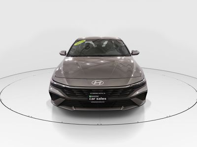 2024 Hyundai Elantra - Photo 2