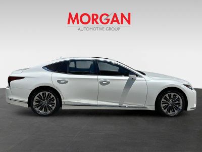 2023 Lexus LS — photo 7 view