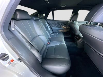 2023 Lexus LS — photo 26 view