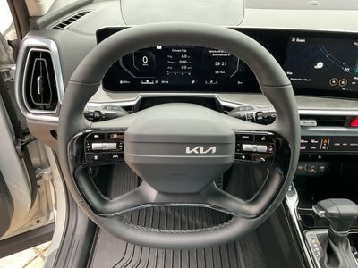 2026 Kia Sorento — photo 12 view