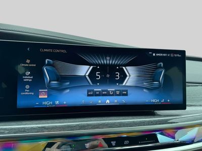 2025 BMW 7 Series - Photo 13