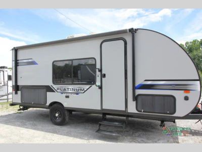 2020 Forest River RV Salem FSX — front three-quarter view