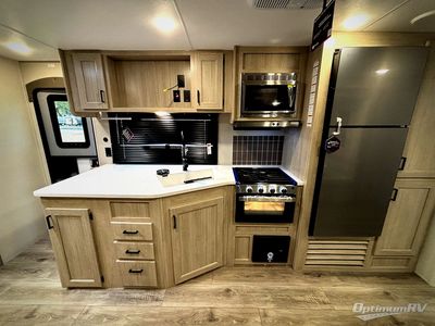 2026 Coachmen Catalina Legacy Edition - Photo 6