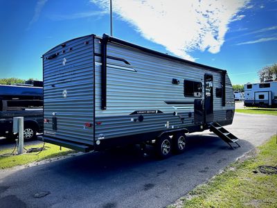 2026 Coachmen Catalina Legacy Edition - Photo 2