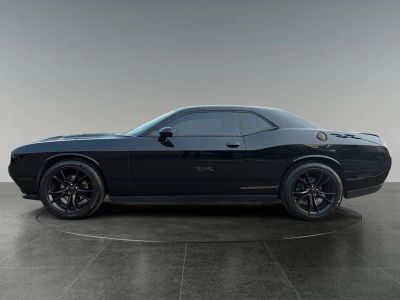2016 Dodge Challenger — detail view