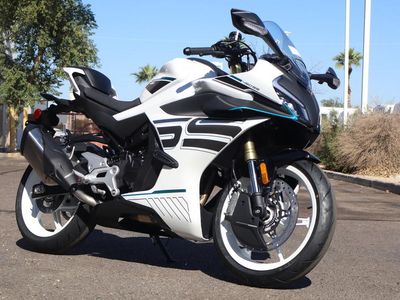 2026 CFMOTO 450SS - Photo 8