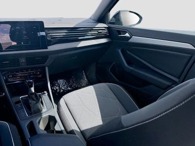 2026 Volkswagen Jetta — photo 18 view