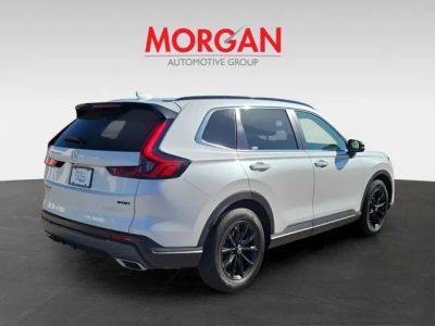 2024 Honda CR-V Hybrid — engine compartment view