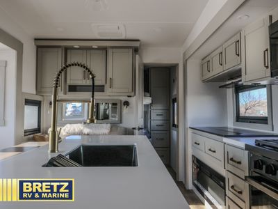 2026 Brinkley Model Z - Photo 11