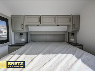 2026 Brinkley Model Z - Photo 22