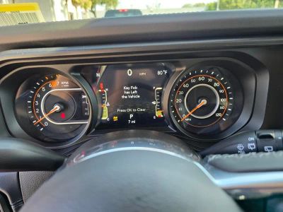 2025 Jeep Wrangler — photo 19 view