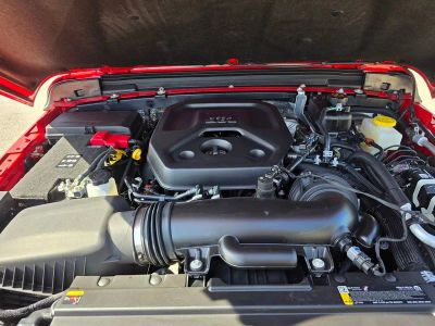 2025 Jeep Wrangler — photo 11 view