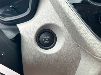 2026 Toyota Corolla Cross - Photo 18