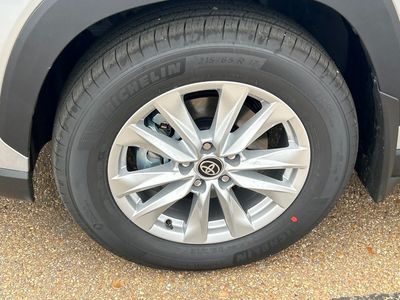 2026 Toyota Corolla Cross - Photo 25