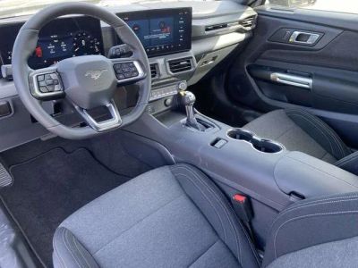 2026 Ford Mustang — photo 9 view