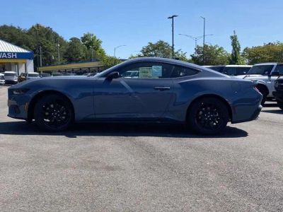 2026 Ford Mustang — photo 17 view