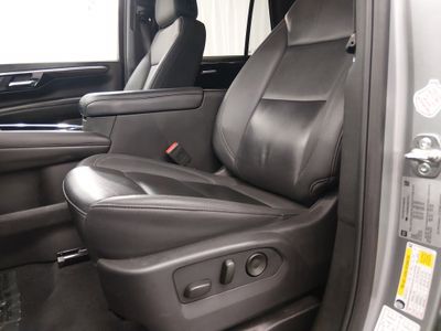 2025 Chevrolet Tahoe - Photo 23