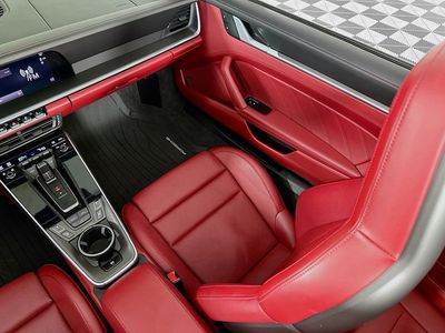 2022 Porsche 911 - Photo 27