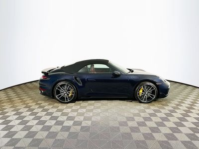 2022 Porsche 911 - Photo 9
