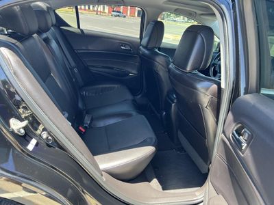 2017 Acura ILX — photo 12 view