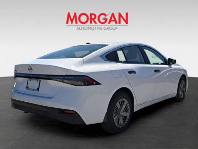 2026 Nissan Sentra — photo 8 view