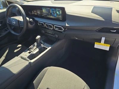 2026 Nissan Sentra — photo 11 view