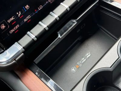 2025 GMC Yukon XL - Photo 40