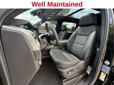 2025 GMC Yukon XL - Photo 8