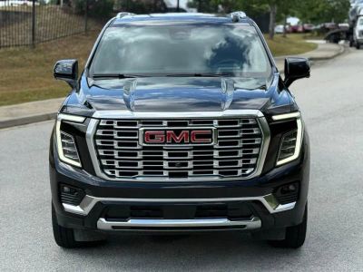 2025 GMC Yukon XL - Photo 14