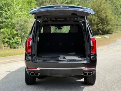 2025 GMC Yukon XL - Photo 23