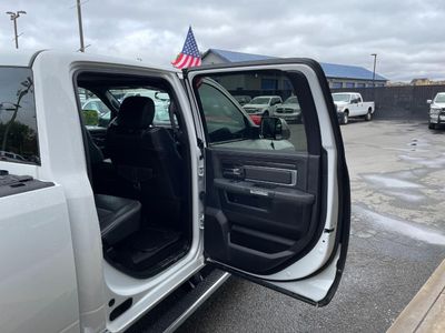 2016 RAM 3500 — photo 15 view