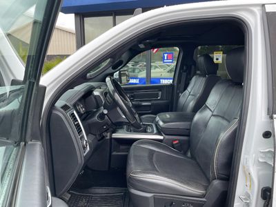 2016 RAM 3500 — photo 10 view