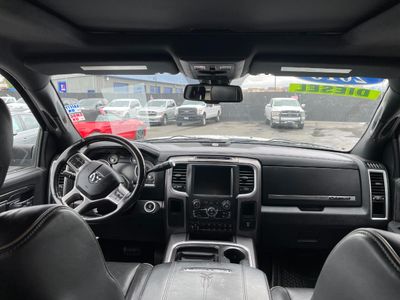 2016 RAM 3500 — photo 16 view