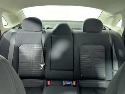 2026 Kia K5 — photo 32 view