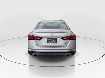 2021 Nissan Altima - Photo 6