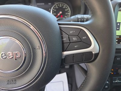 2023 Jeep Renegade - Photo 28