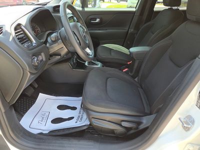 2023 Jeep Renegade - Photo 22