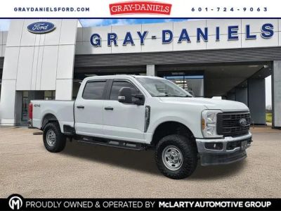 2024 Ford F-250 - Photo 2