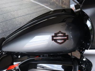 2025 Harley-Davidson FLTRXSE - CVO Road Glide - Photo 12
