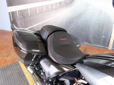 2025 Harley-Davidson FLTRXSE - CVO Road Glide - Photo 15