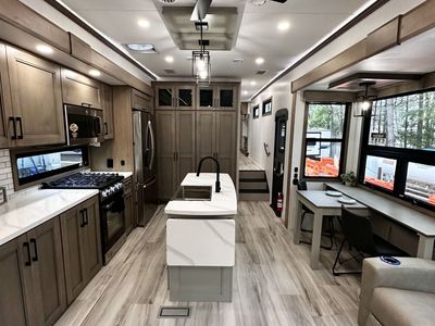 2026 Kz Rv Durango G384MSQ - Photo 16